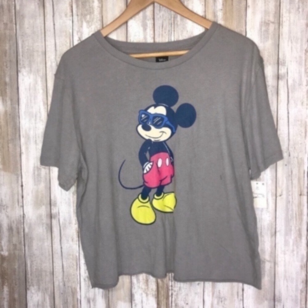 NWT Mickey Sunglasses Tee